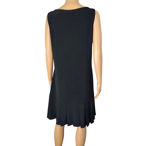 Black  Metallic Embellished VNeck Flapper Inspired Pleat Hem Drop Waist Dress - Picture 6 of 11